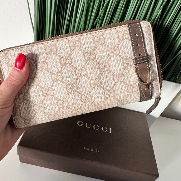 Authentic GUCCI GG Supreme Monogram Zip Around Wallet Maple Brown - Picture 10 of 12